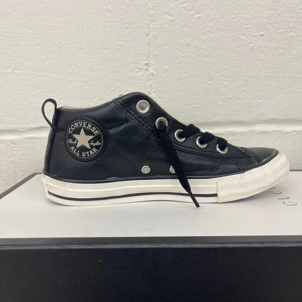 Converse All‎ Star Mid Sneakers Black Leather Lace up 632516C Youth Kids Size 2